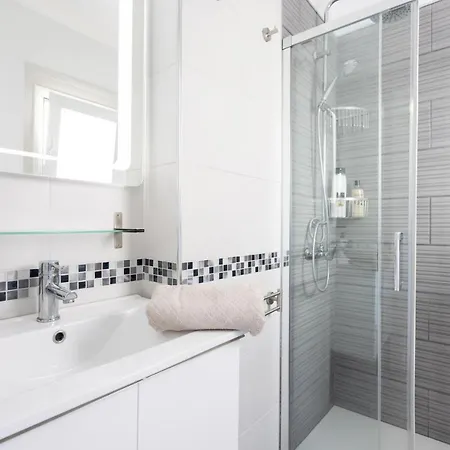 Апартаменты Home2book Sea Front Teresitas 2 *